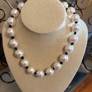 Elegant Pearl Necklace